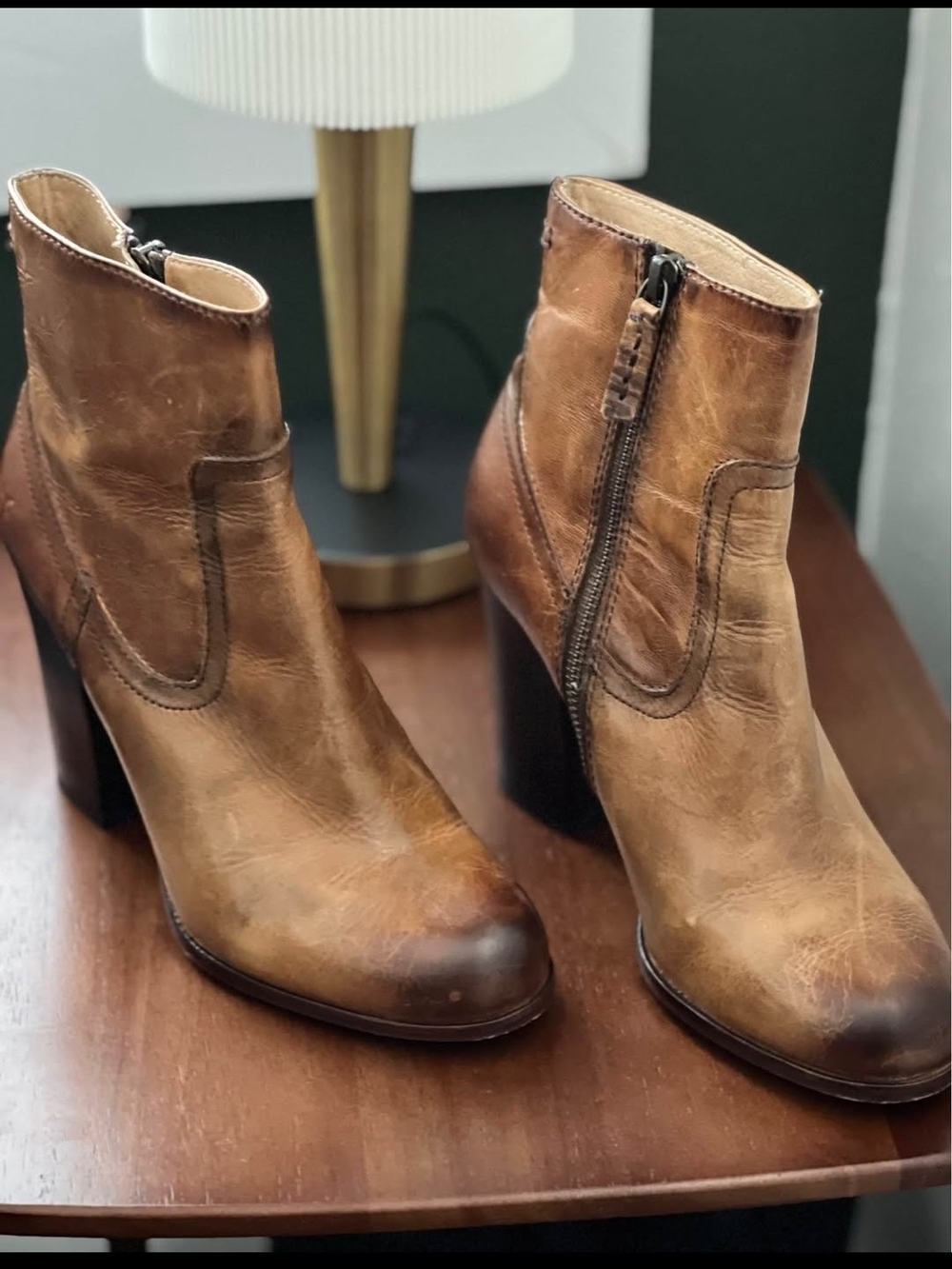 Women's Frye Parker Brown Leather Ankle Booties 7.5 - Picture 3 of 4